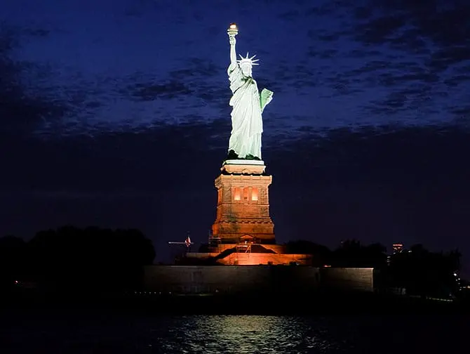 Dinner Cruise in New York - Vrijheidsbeeld