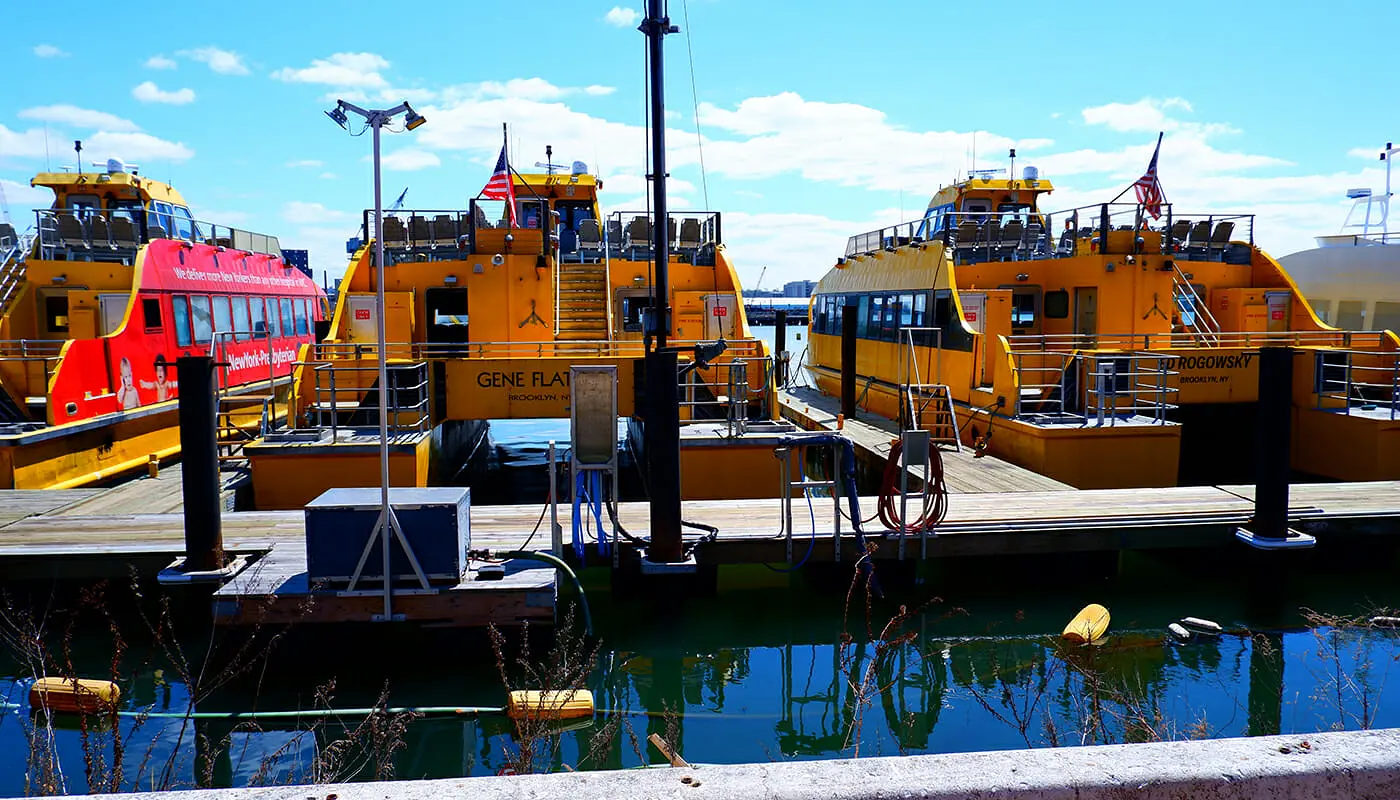 Circle Line Hop On Hop Off Sightseeing Cruise - New York Water Taxi