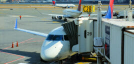 Vliegen naar New York - vliegtuig