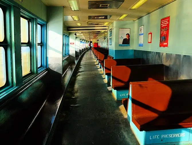 Staten Island Ferry - Binnenkant