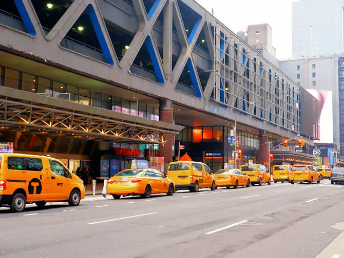 Taxi's in New York - taxis bij Port Authority
