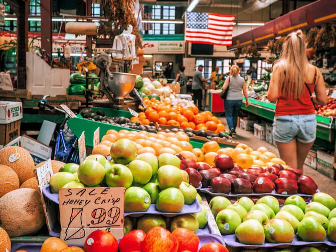 Italiaanse markt in de Bronx in New York