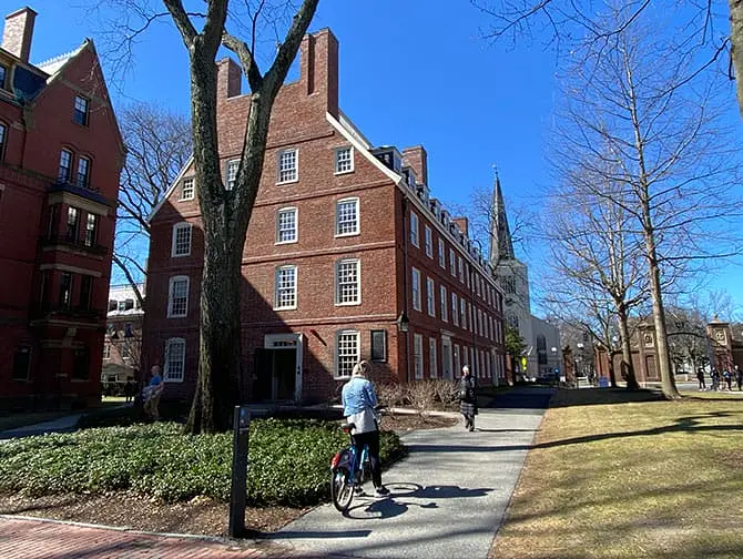 New York naar Boston met de bus Harvard