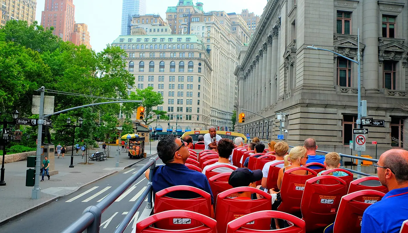 Hop-on Hop-off bus in New York - Sightseeing