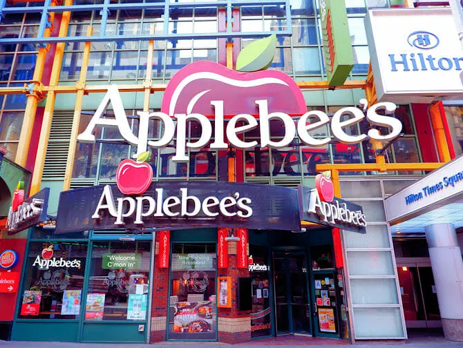 Met kinderen uit eten in New York - Applebees