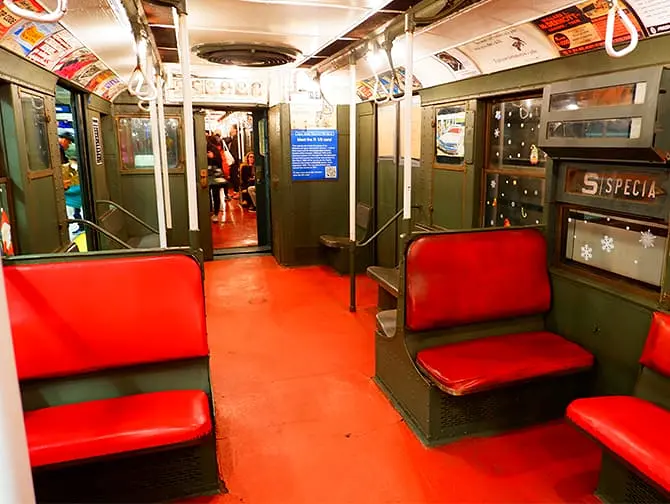 Vintage Metros in NYC van binnen