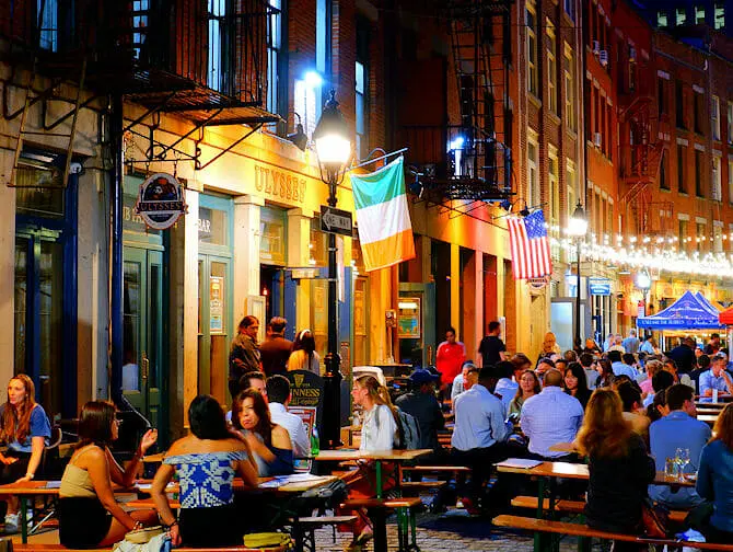 Restaurants op Stone Street in New York - Bars en Restaurants