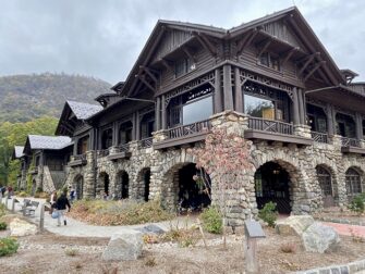 Dagtocht naar Bear Mountain in New York - Bear Mountain Inn