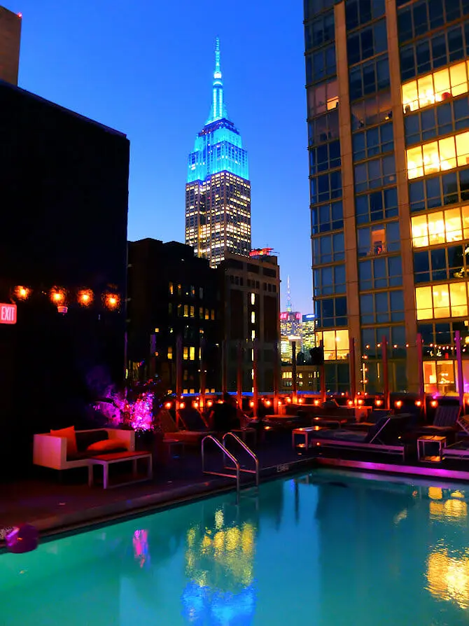 Zwemmen in New York - Royalton Hotel