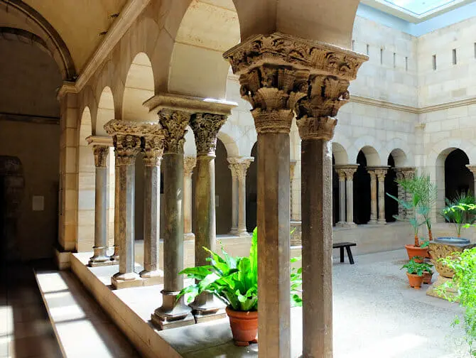The Met Cloisters in New York - Architectuur