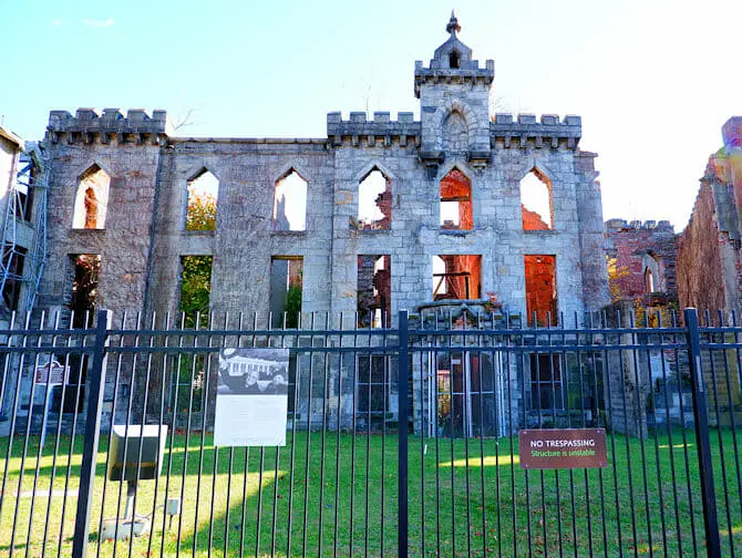 Wat te doen op Roosevelt Island - Smallpox Ziekenhuis