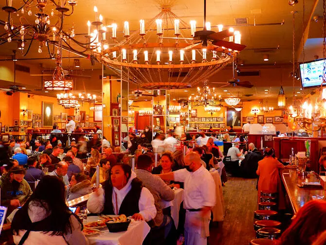 Carmine’s Familie Restaurant in New York