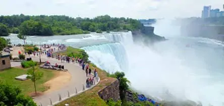 Niagara Falls met vliegtuig