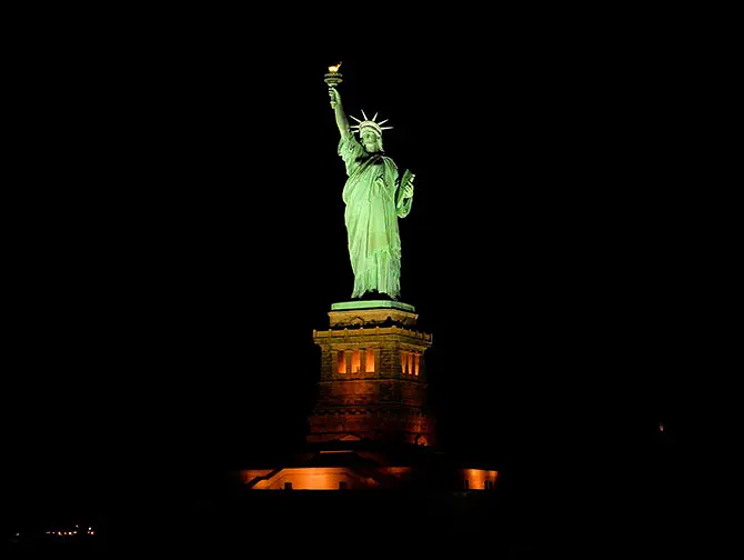 Boottocht met Kerstsfeer in New York - Vrijheidsbeeld