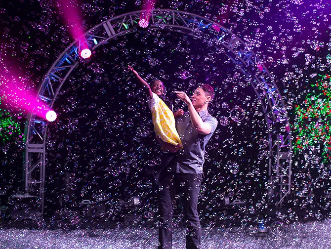 Gazillion Bubble Show op Broadway Tickets - optreden