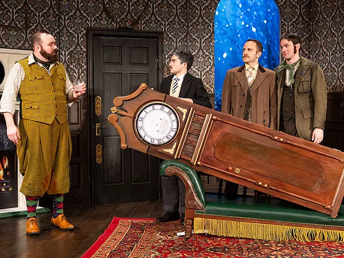 The Play That Goes Wrong in New York Tickets - props