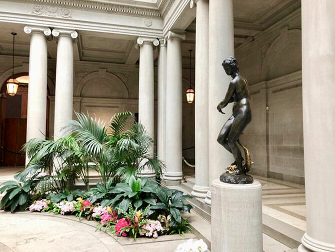 The Frick Collection in New York - Standbeeld