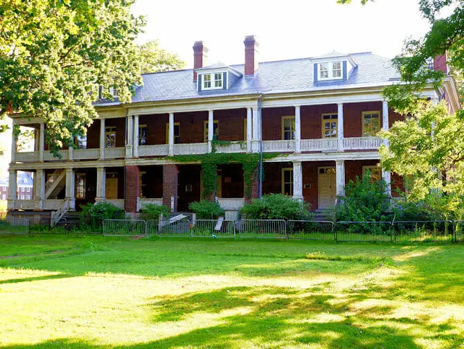 Wat te doen op Governors Island - Gebouw