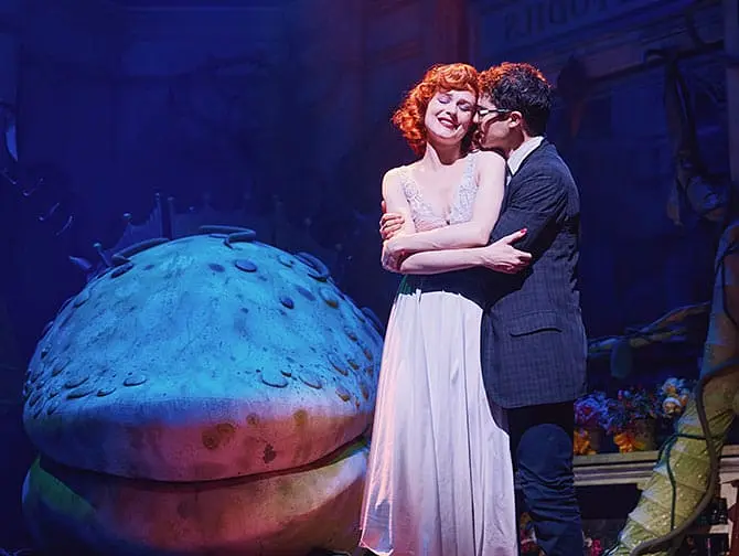 Little Shop of Horrors op Broadway Tickets - Seymour en Audrey