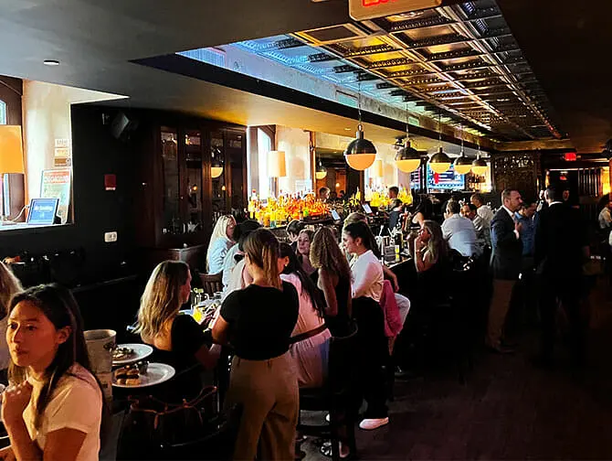 Thema Restaurants in New York - Trinity Place interieur