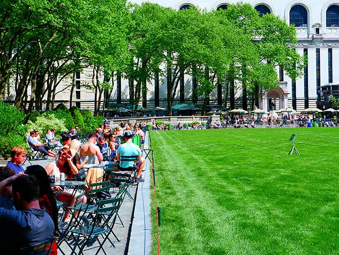 Bryant Park in New York - Public Library