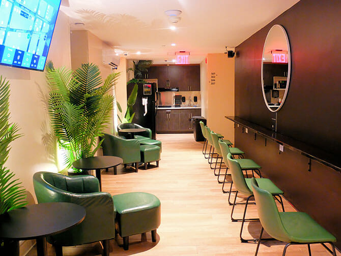 Hostels in New York - Nap York Central Park Sleep Station gemeenschappelijke ruimte