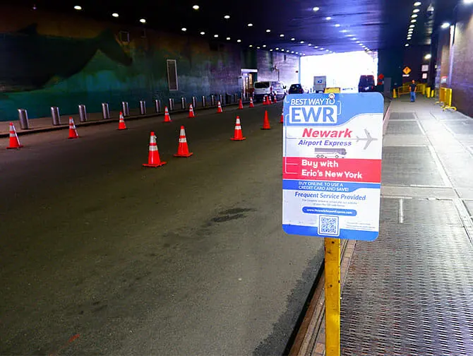 Manhattan naar Newark Airport transfer - Grote Shuttlebus