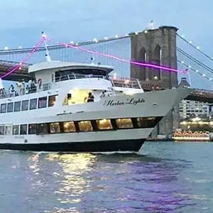 4th of July Boottochten in New York - Harbor Lights