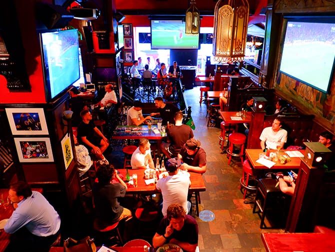 Beste Sportbars in New York - The Football Factory at Legends