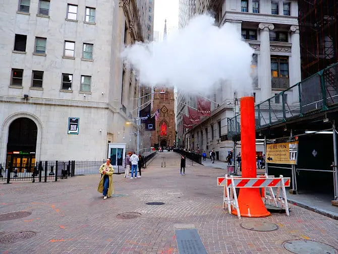 Waarom komt er stoom uit de straten van New York? - stoom in new york