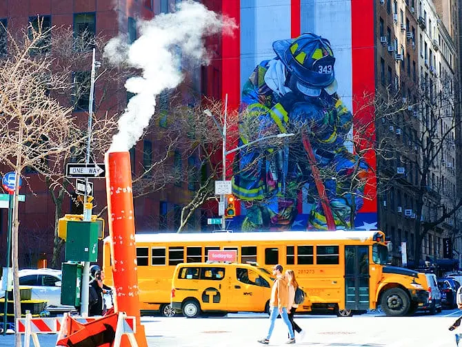 Waarom komt er stoom uit de straten van New York? - straten