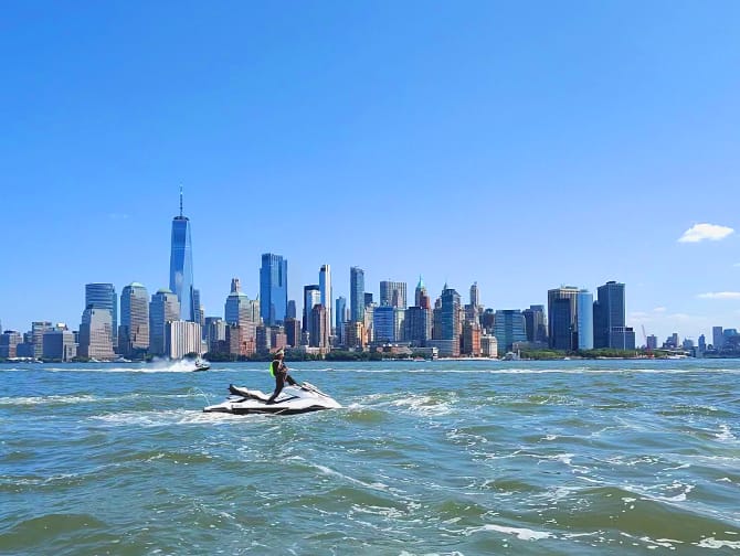 Jetskiën in New York - Skyline
