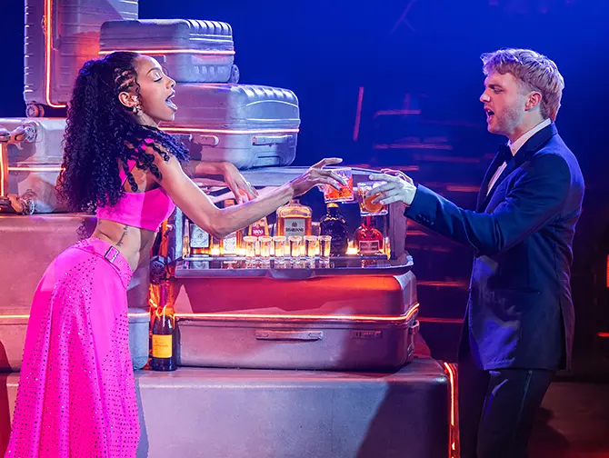 Two Strangers (Carry a Cake Across New York) op Broadway Tickets - Musical met twee personen