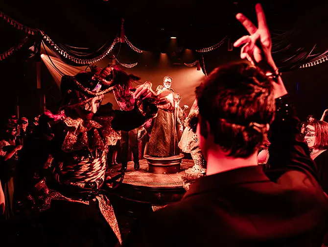Masquerade op Broadway tickets - Een wandeling door een Broadway show