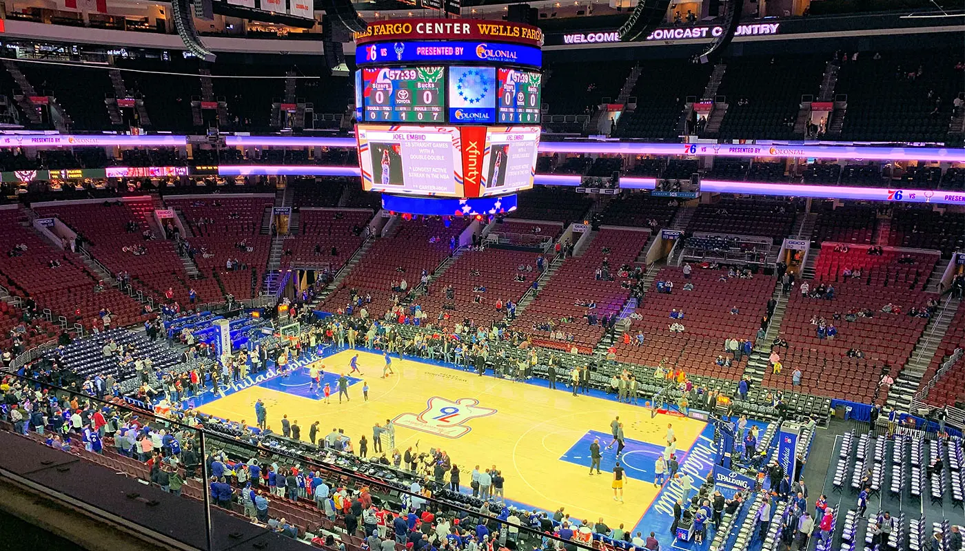 Philadelphia 76ers Tickets Kopen - Het speelveld in de Xfinity Mobile Arena