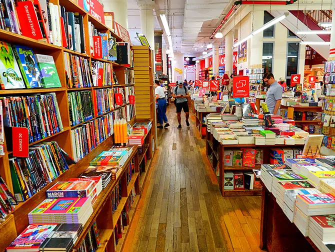 Boekwinkels in New York - The Strand Bookstore bij Union Square