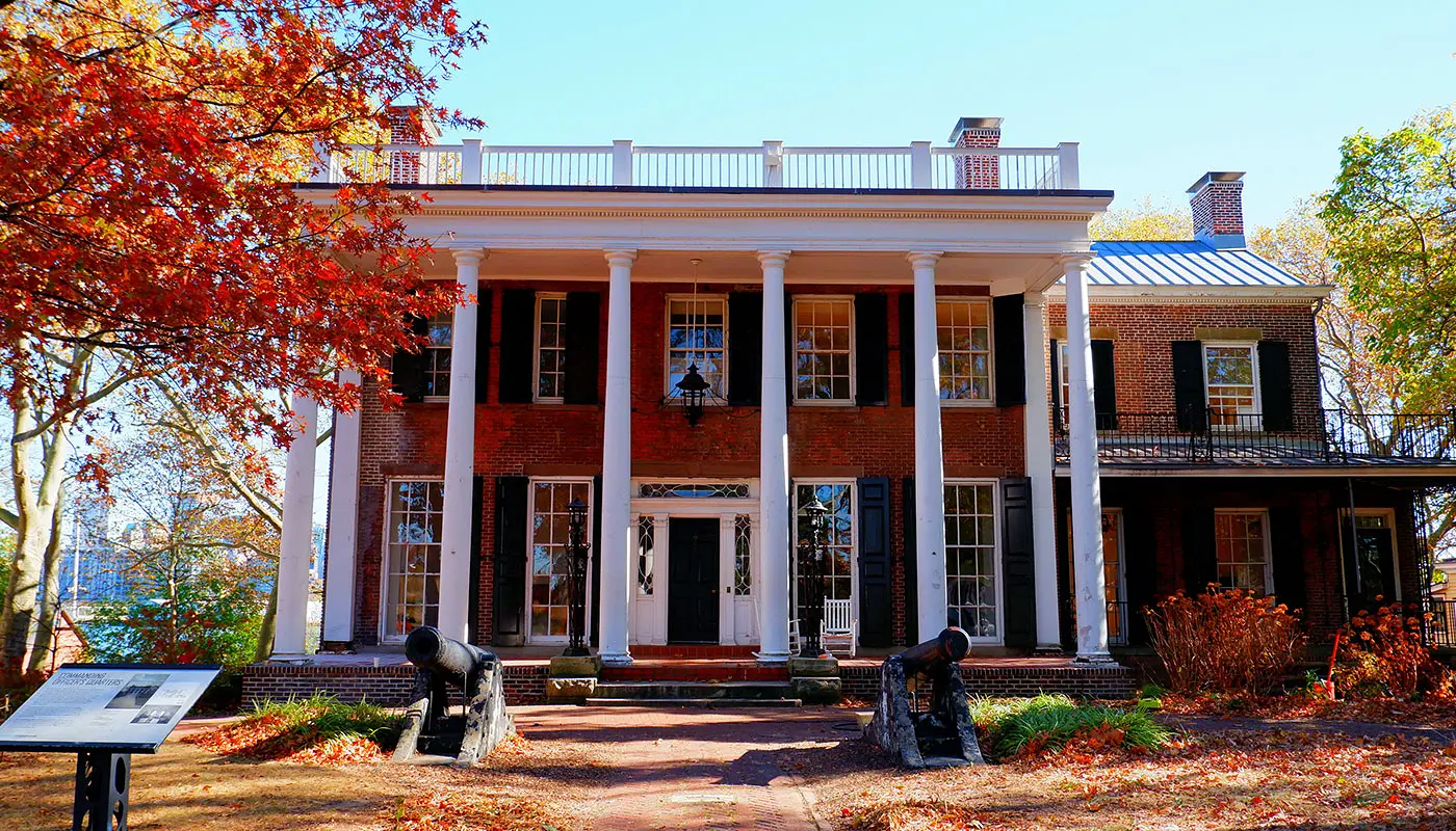 Wandelroute Governors Island in New York - Glimp van de wandelroute