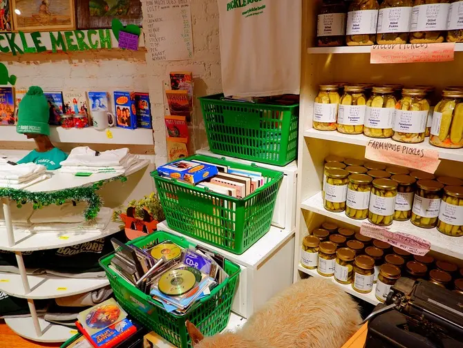 Boekwinkels in New York - Sweet Pickle Bookstore in Lower East Side